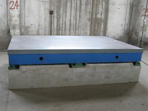 數(shù)控機床滑臺的關鍵技術分析